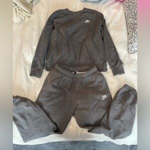 Nike matching sweat set